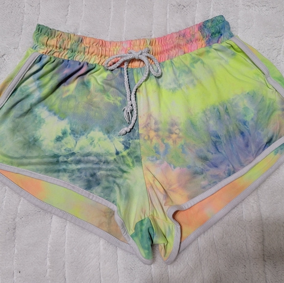 Tie-dye Shorts - Picture 1 of 3